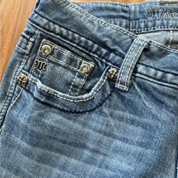 Miss Me Women’s Distressed Embroidered Skinny Jeans Size 26 - Picture 6 of 10